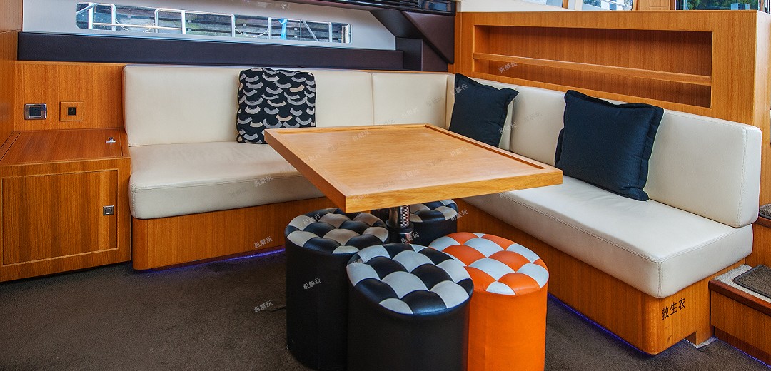 臺(tái)灣AVA 49豪華游艇 1 臺(tái)灣AVA 49豪華游艇 1