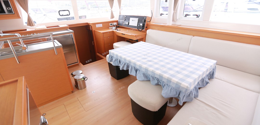 藍(lán)高450雙體帆船 藍(lán)高450雙體帆船