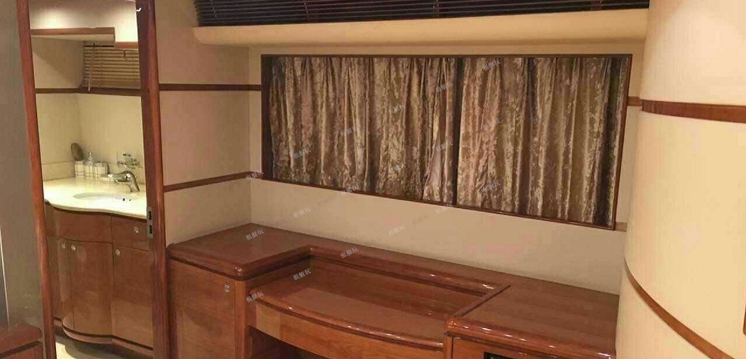 68英尺豪華游艇